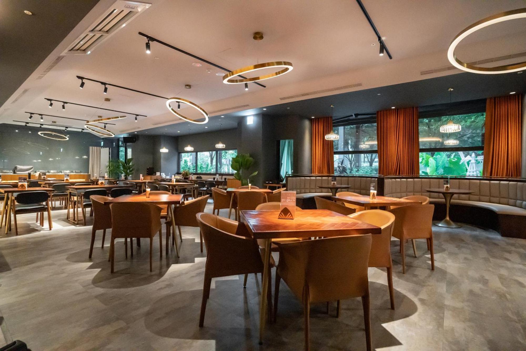 Home Hotel Taipei Bagian luar foto