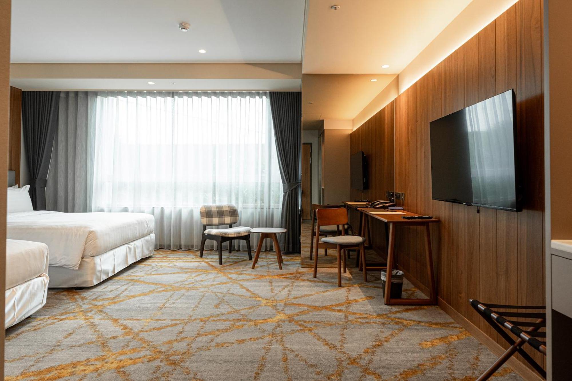 Home Hotel Taipei Bagian luar foto