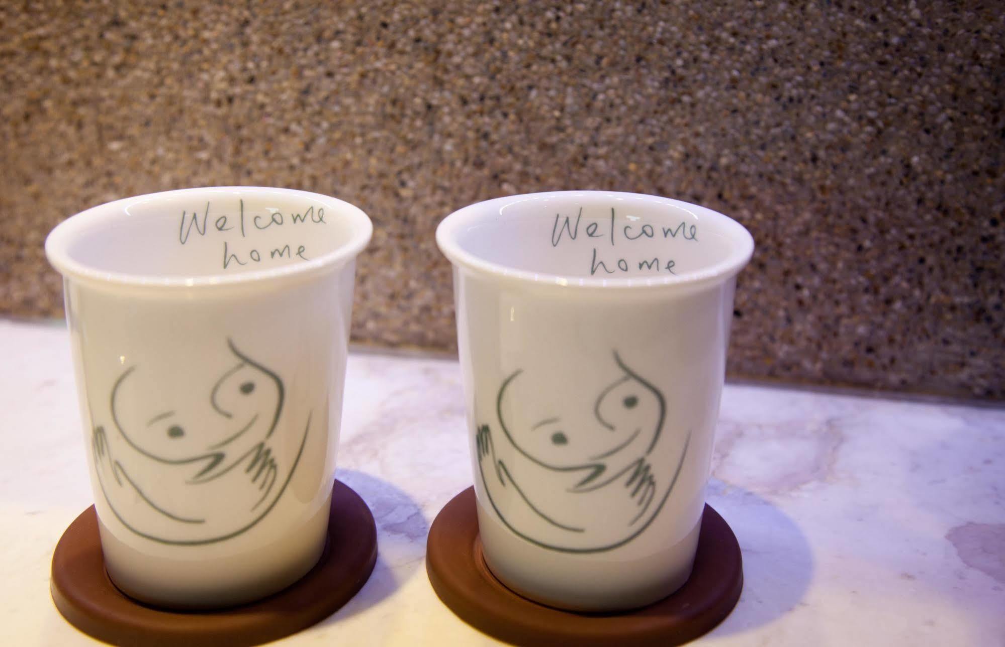 Home Hotel Taipei Bagian luar foto
